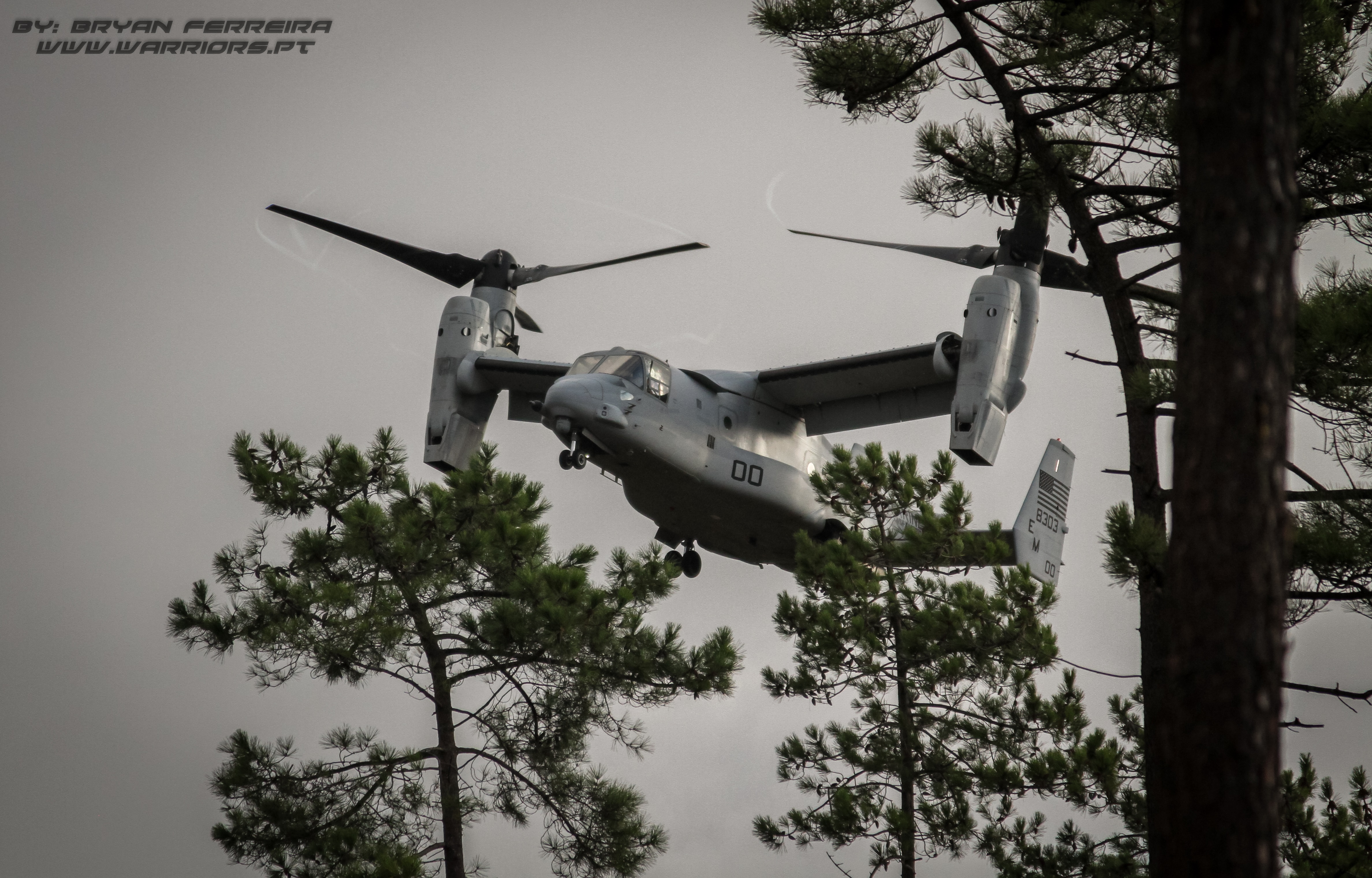 MV-22 Osprey dos US Marines prepara aterragem